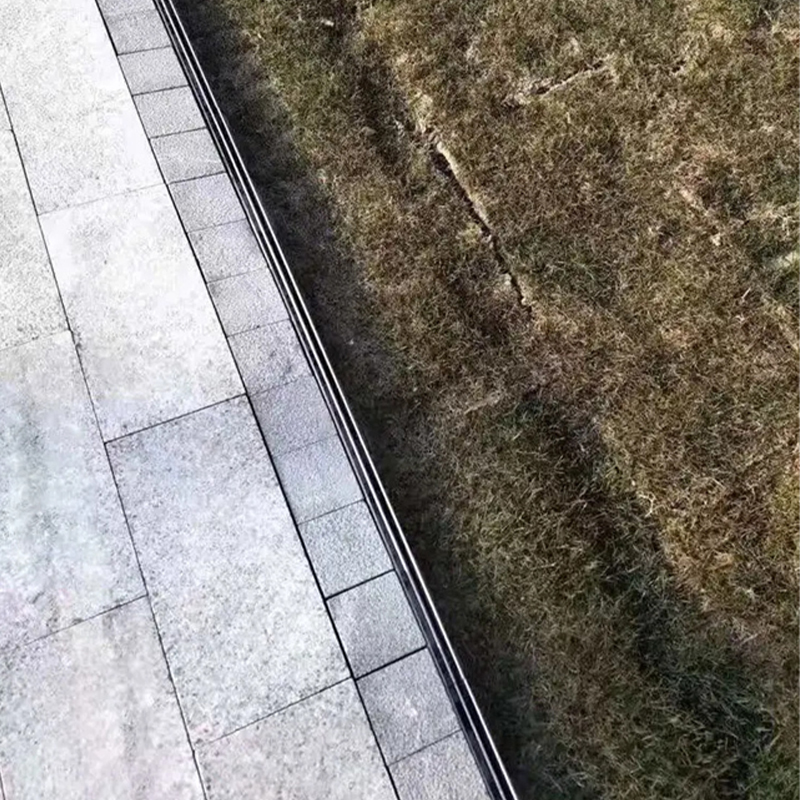 Kaymaz ve aşınmaya dayanıklı doğrusal drenaj kanalı